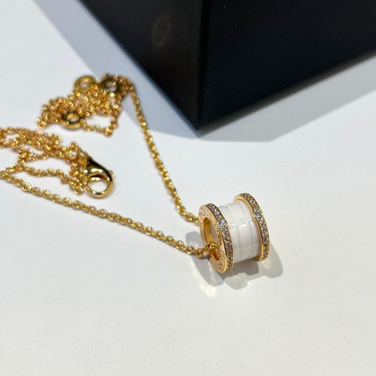 [Vellora-Opalyn]ZERO 1 WHITE CERAMIC DIAMOND PINK GOLD NECKLACE
